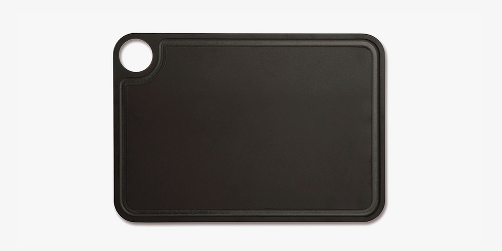 Tabla De Corte negra con canal y colgador 330 x 230 mm